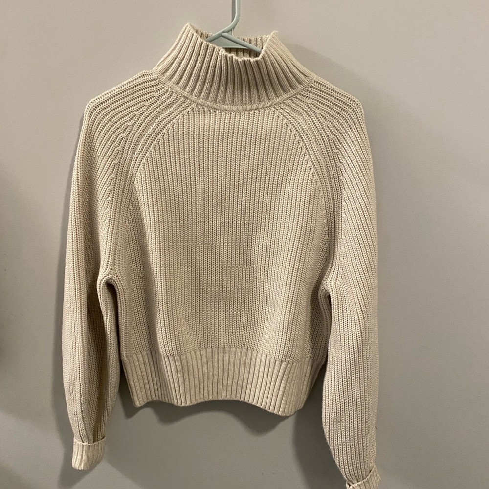 H&M sweater